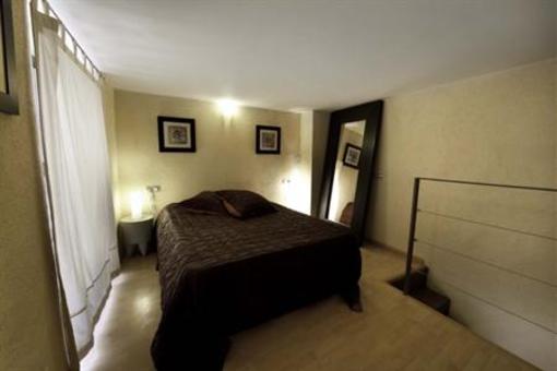 фото отеля Urbi Manresa Apartments