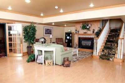 фото отеля Country Inn & Suites By Carlson Lake City