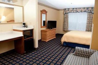 фото отеля Country Inn & Suites By Carlson Lake City