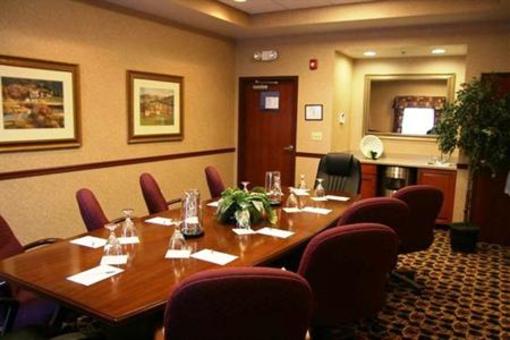 фото отеля Hampton Inn & Suites Wilmington (Ohio)