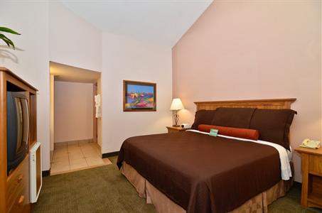 фото отеля BEST WESTERN PLUS Saddleback Inn and Conference Center