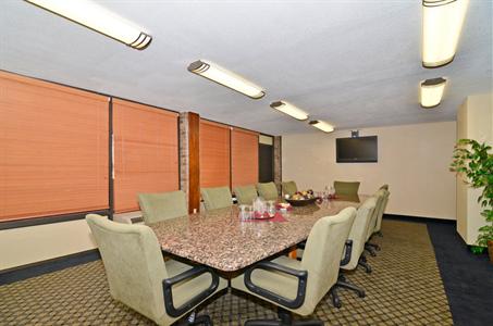 фото отеля BEST WESTERN PLUS Saddleback Inn and Conference Center
