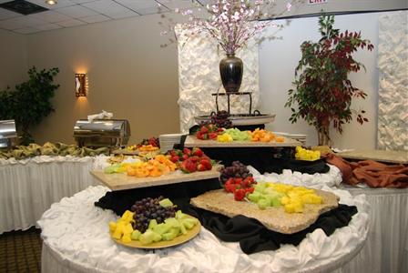 фото отеля BEST WESTERN PLUS Saddleback Inn and Conference Center