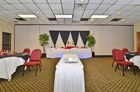 фото отеля BEST WESTERN PLUS Saddleback Inn and Conference Center