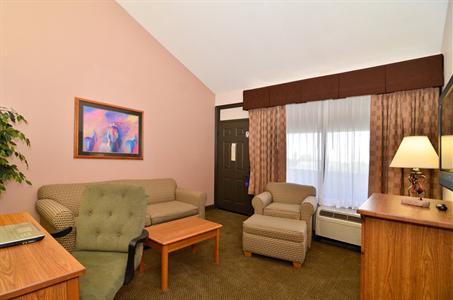 фото отеля BEST WESTERN PLUS Saddleback Inn and Conference Center