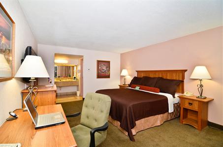 фото отеля BEST WESTERN PLUS Saddleback Inn and Conference Center