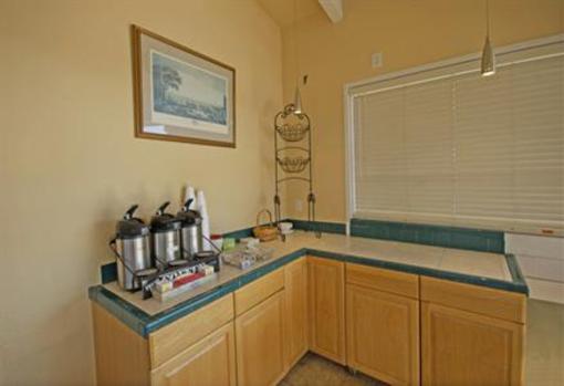 фото отеля Americas Best Value Inn Redding