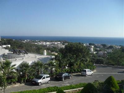 фото отеля Pefkos Beach Hotel