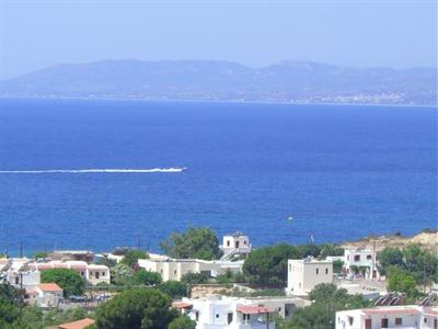 фото отеля Pefkos Beach Hotel