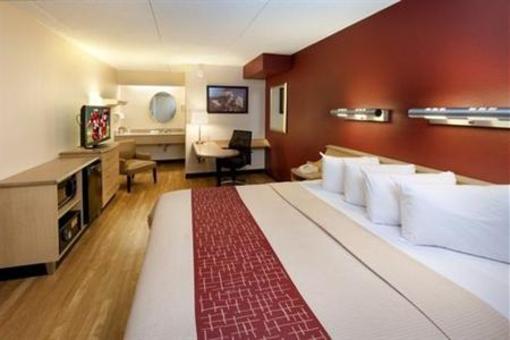 фото отеля Red Roof Inn Erie