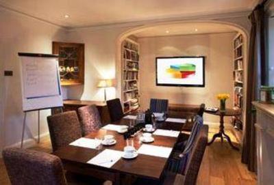 фото отеля Lorne House Corsham