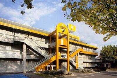 фото отеля Premiere Classe Valenciennes Ouest - Petite-Foret