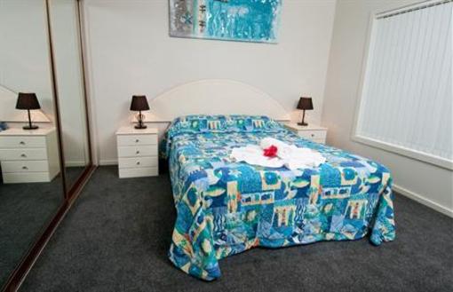 фото отеля Seashells Beachfront Resort