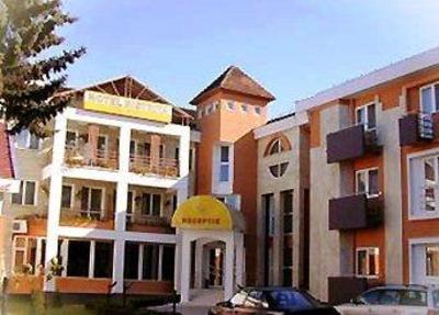 фото отеля Hotel Bistrita