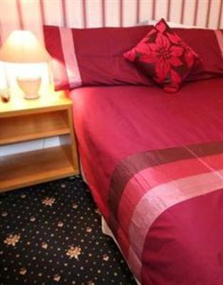 фото отеля Airport Guest House Slough