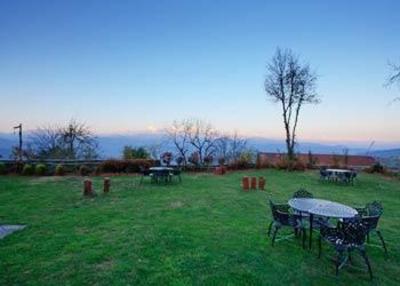 фото отеля Chevron Eco Lodge Kausani