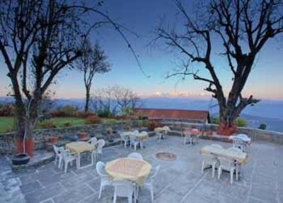 фото отеля Chevron Eco Lodge Kausani