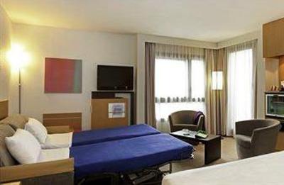 фото отеля Novotel Lyon La Part Dieu