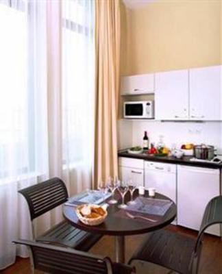 фото отеля Novotel Lyon La Part Dieu