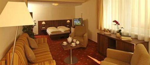 фото отеля Seegasthof und Hotel Steinmaurer