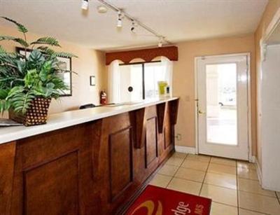 фото отеля Econo Lodge North Ridgeland