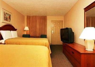 фото отеля Econo Lodge North Ridgeland