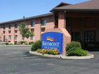 фото отеля Baymont Inn & Suites Redding