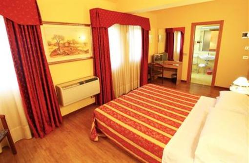 фото отеля Nazionale Hotel Salsomaggiore Terme
