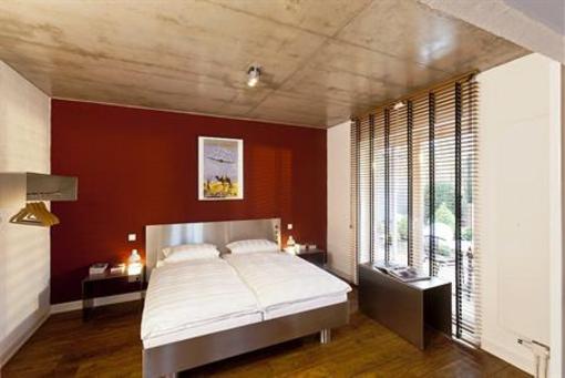 фото отеля Wine Coffee & More Suite Hotel