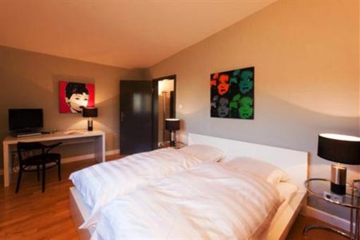 фото отеля Wine Coffee & More Suite Hotel
