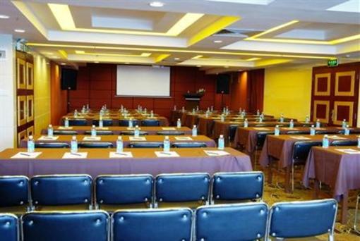 фото отеля Grand Kingdom Hotel