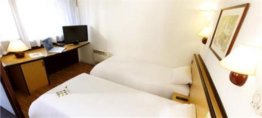 фото отеля Campanile Hotel Dole