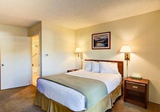 фото отеля Rodeway Inn & Suites Capri