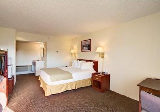 фото отеля Rodeway Inn & Suites Capri