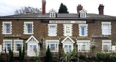 фото отеля Inn on the Hill Haslemere