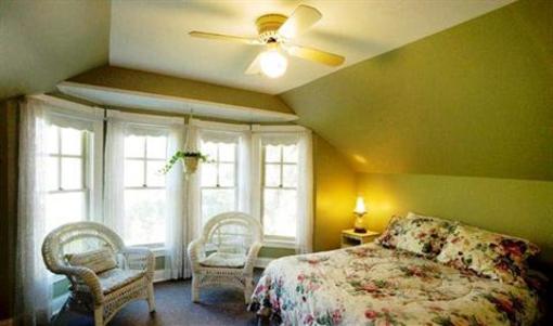 фото отеля Yellowstone Suites Bed and Breakfast