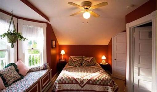 фото отеля Yellowstone Suites Bed and Breakfast