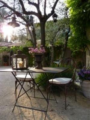фото отеля Chez Soi en Luberon