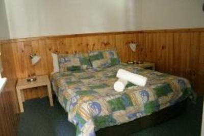 фото отеля Bright Riverside Holiday Park Accommodation
