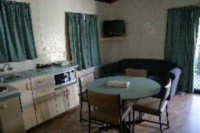 фото отеля Bright Riverside Holiday Park Accommodation