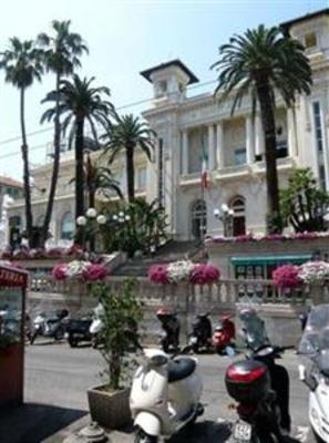 фото отеля Sakura Inn Sanremo