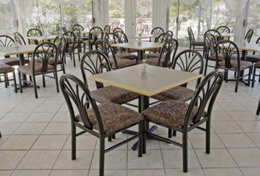 фото отеля Americas Best Value Inn Mackinaw City