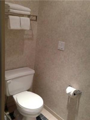 фото отеля Canadas Best Value Inn Langley
