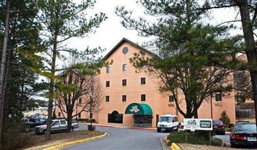 фото отеля Guesthouse International Little Rock