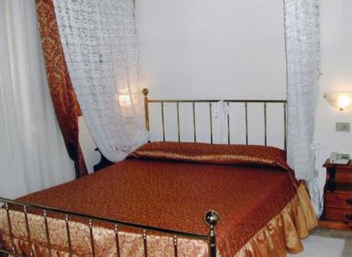 фото отеля Hotel 4 Mori