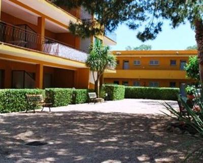 фото отеля Apartamentos Les Palmeres Castell-Platja d'Aro