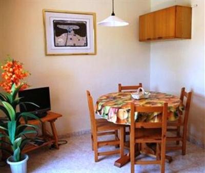 фото отеля Apartamentos Les Palmeres Castell-Platja d'Aro