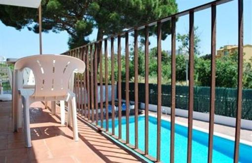 фото отеля Apartamentos Les Palmeres Castell-Platja d'Aro