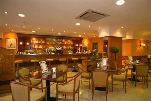 фото отеля Pyr Aparthotel Fuengirola