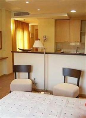 фото отеля Alcala Centro Apartments Alcala de Henares